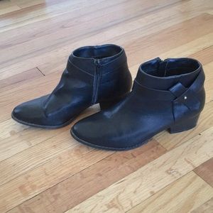 Lauren Conrad black zip-up ankle boots
